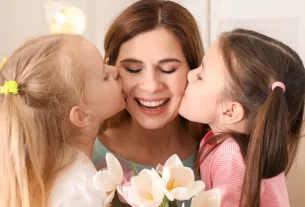Por Que Damos Flores no Dia das Mães Descubra a História